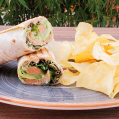 Wrap de Salmón y Aguacate